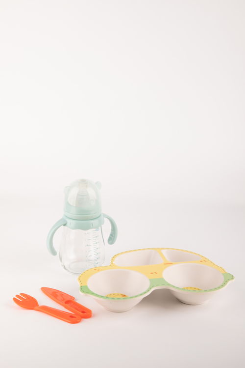 清新可愛(ài)兒童餐具與母嬰用品攝影指南